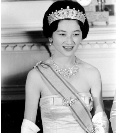 直击日本历任天皇的皇后, 为何只有她被称之为