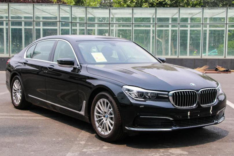 60多万就能买的德系旗舰豪车 霸气不输奥迪A8 操控更是完胜奔驰S