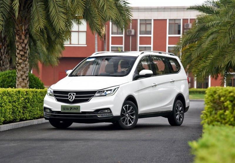 奶爸必备带孩子用车, 七座空间绝对大, 不到十万你还在等什么