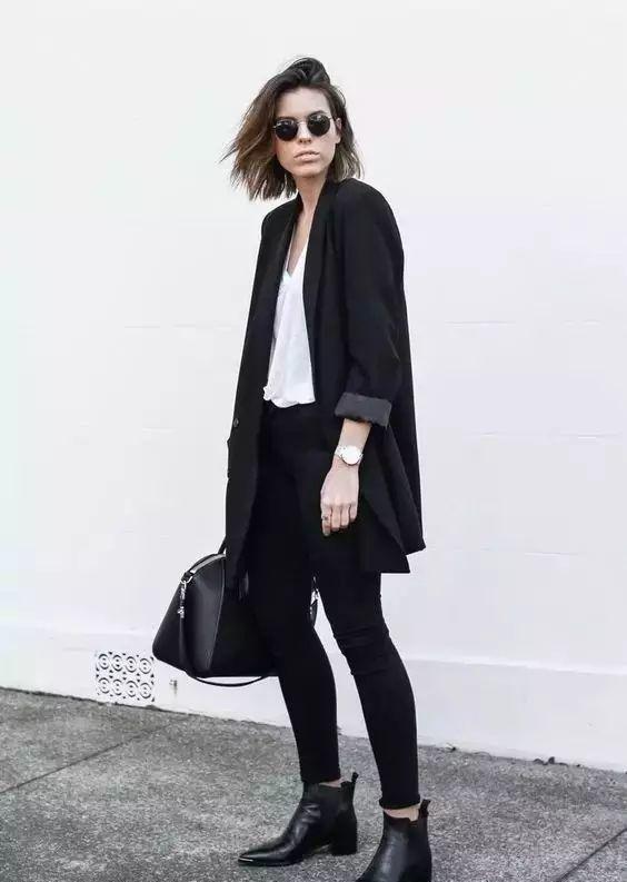 秋冬这两款靴子, 搭配牛仔半裙不要太好看!