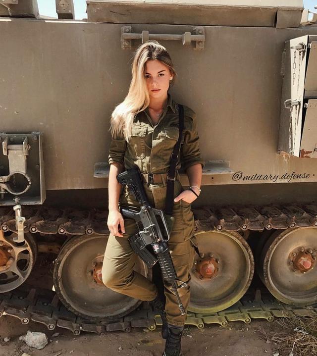 以色列女兵 关键词:妩媚