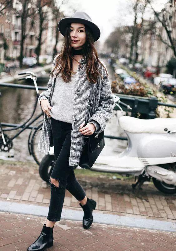 秋冬这两款靴子, 搭配牛仔半裙不要太好看!