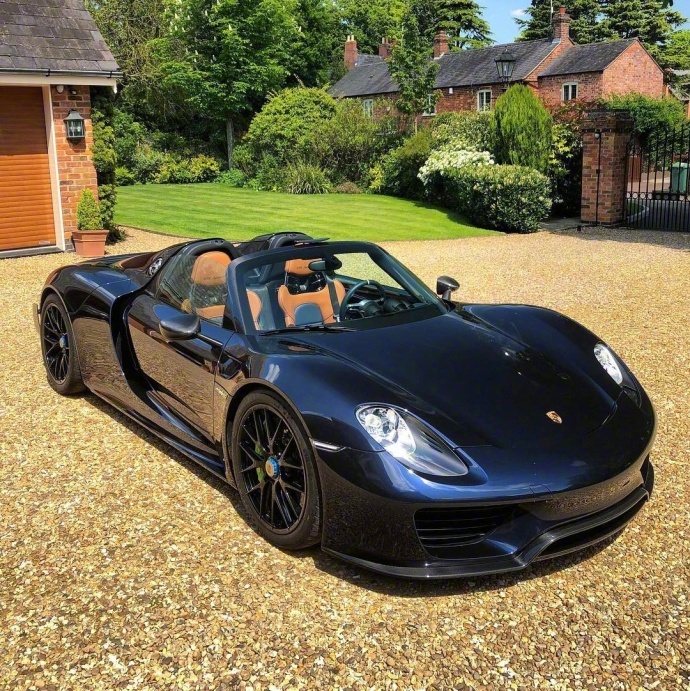 保时捷918 Spyder