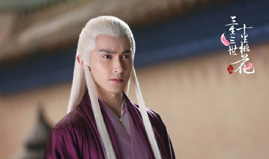 《三生三世》中有四把神剑,墨渊的轩辕剑,夜华