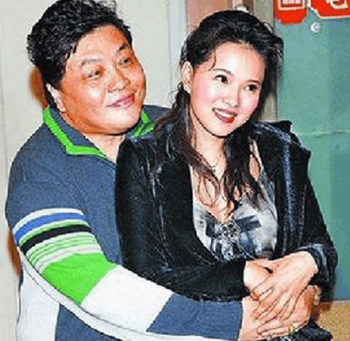 娱乐圈的干爹和他们的干女儿们, 第三位引起网友热议