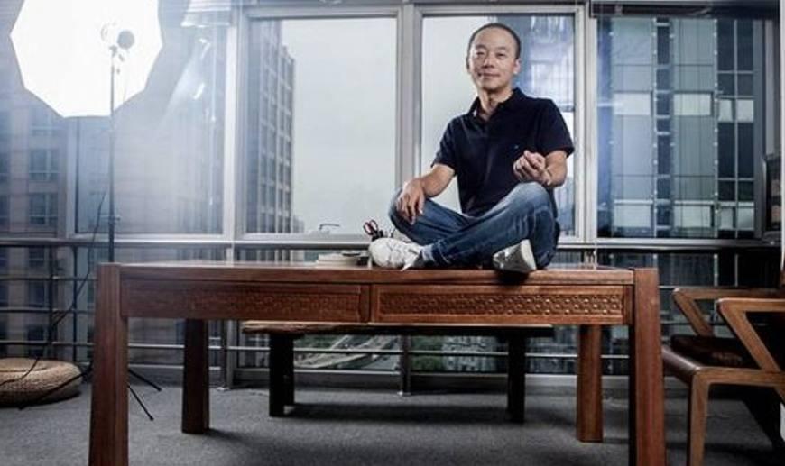 被老总培养_意大利女星被老总海滩(2)