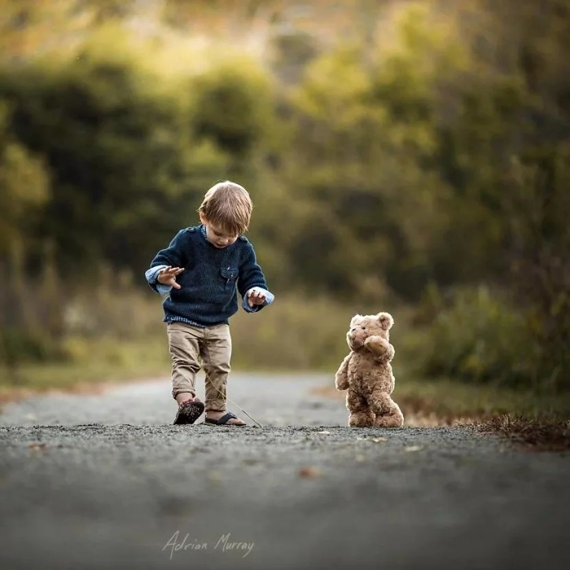 拍照技巧:孩子和泰迪熊,竟然可以拍出这么唯美纯真的照片!