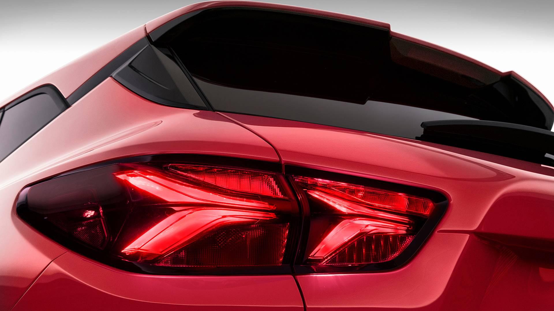 雪佛兰发布全新中型SUV,内饰颇有科迈罗的韵