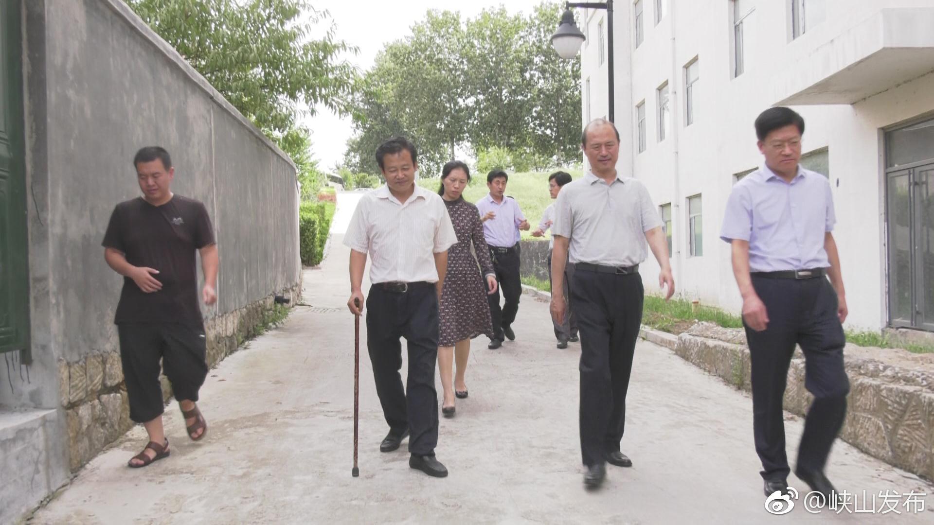 市政府党组成员、二级巡视员马跃启来我区指导