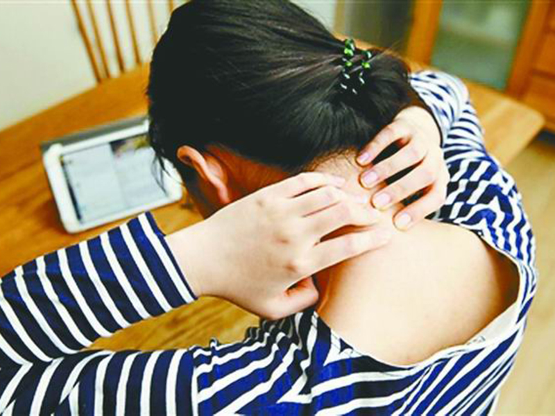 震惊!颈椎病趋势年轻化,究其原因。90%原因是忽视这一行为!