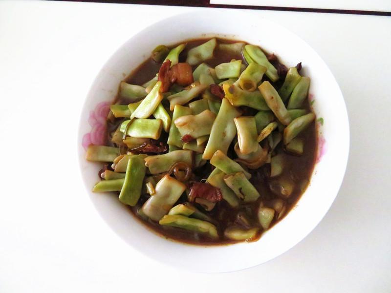 【芸豆炖肉】