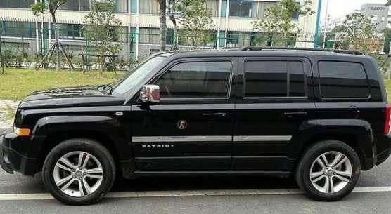 全新jeep自由客, 性能不输丰田霸道, 路虎看到立马就萎了!