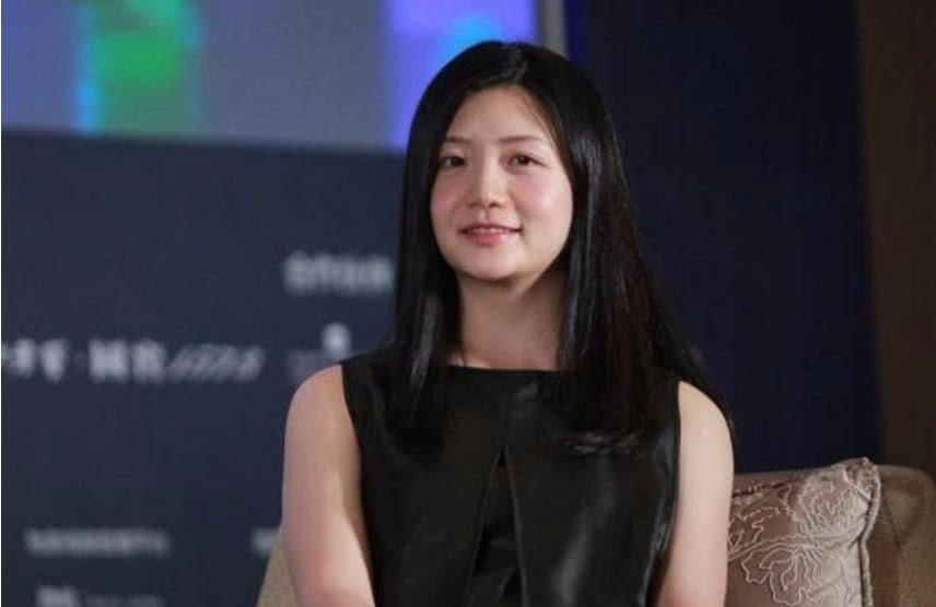 40岁单身女老总_单身头像男(3)