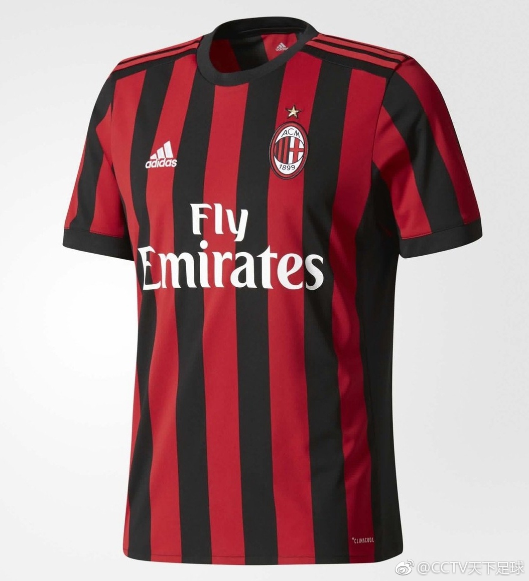 天下足球2018重磅图书《天选之子:卡卡传》已