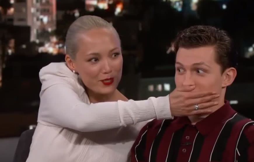 “剧透王”荷兰弟,原来不止卷福捂过他的嘴!场面一度难以控制