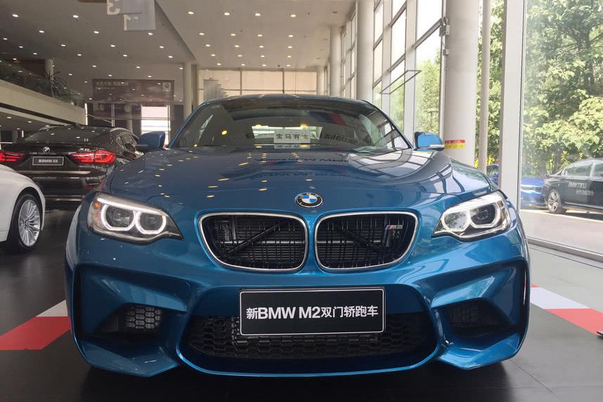 不到60万的宝马开起来竟比超跑还爽？加速仅4秒保时捷见它都得躲