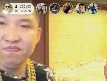 快手新晋网红,球球狂刷30万秒二驴的榜,就为了