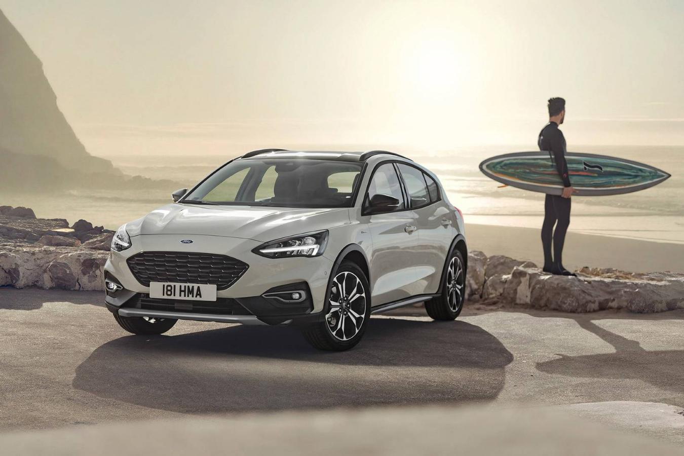 【全新福克斯刚刚亮相，就携众兄弟在海外发布！】