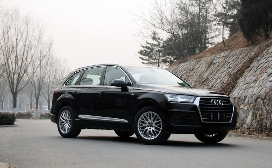 奥迪Q7, 运动与豪华的结合体。