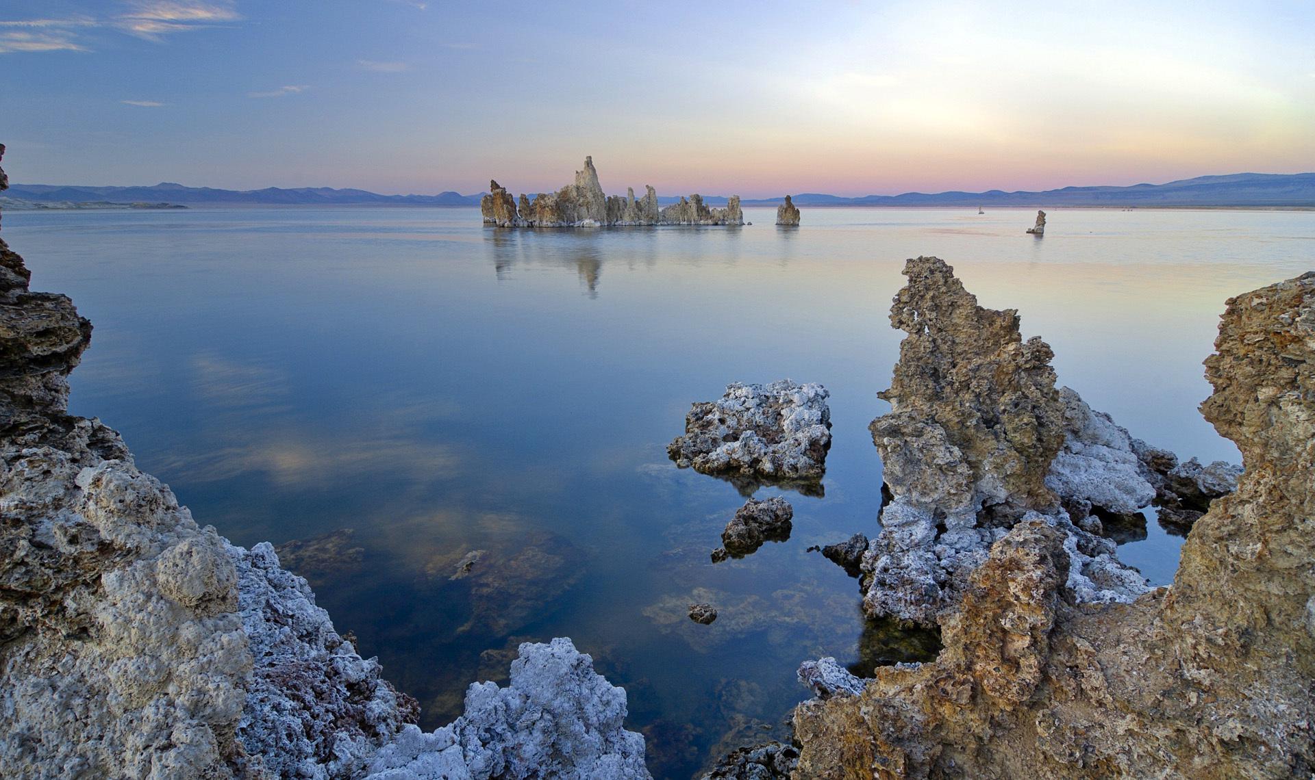 死海不能游泳,也不会淹死人,那它到底是不是海
