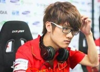 LOL电竞职业选手为什么那么年轻就选择退役?