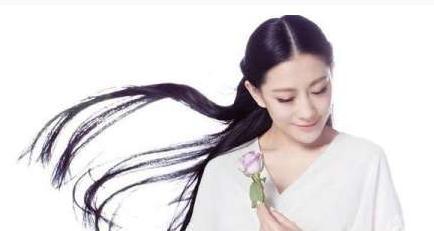 吴京的三个绯闻女友，真的是一个比一个性感漂亮！