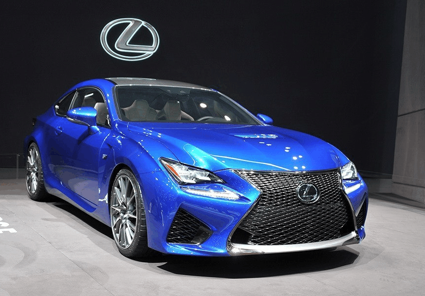 轿车却用硬派越野车V8引擎: 雷克萨斯最具有攻击性的车型RC F