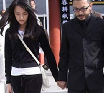 她曾是校花,却与穷影帝结婚,如今两人奋斗8年仍租房住