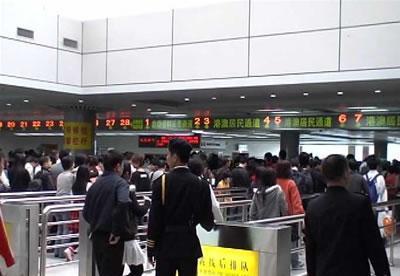 用中国护照过境到香港旅游? 小心违法!