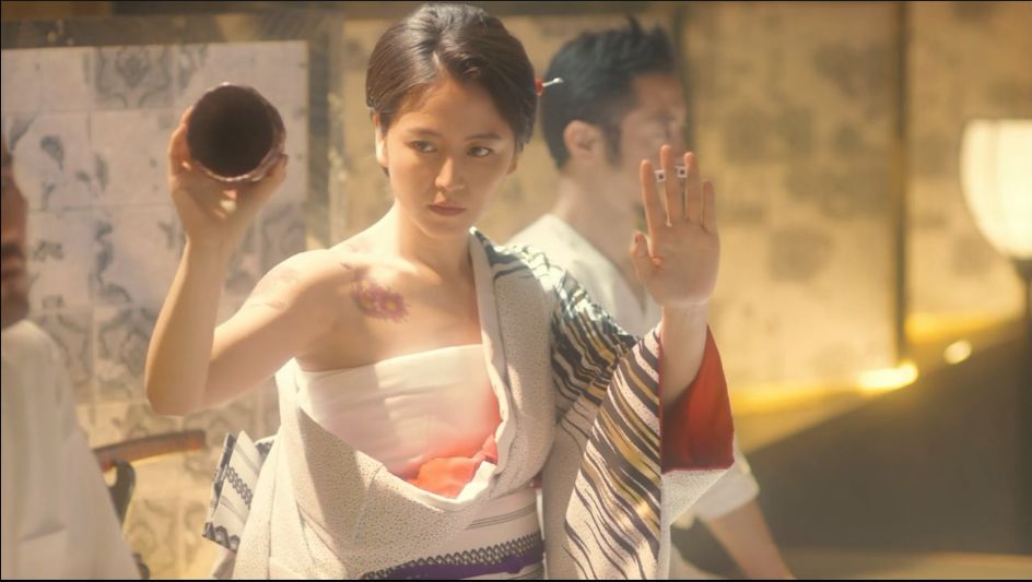 《行骗天下JP》:一集十几个反转，长泽雅美这部新剧好玩又刺激