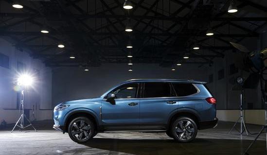 上汽大通D90  正式上市