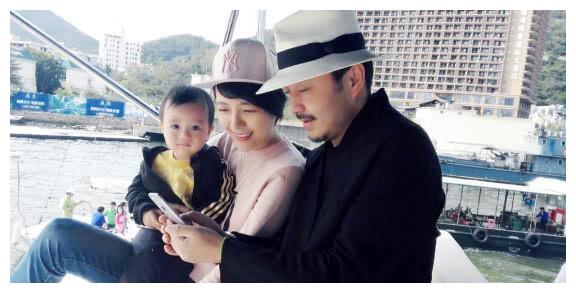 杨乐乐与汪涵结婚十二周年，微博晒出照片：今天属于我们