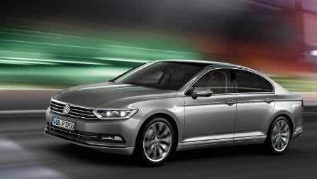 买雅阁都会后悔了，大众这车比宝马3系还大两圈，降2万，仅14万！