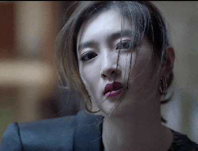 妹子, 能把球放下吗我要打球了