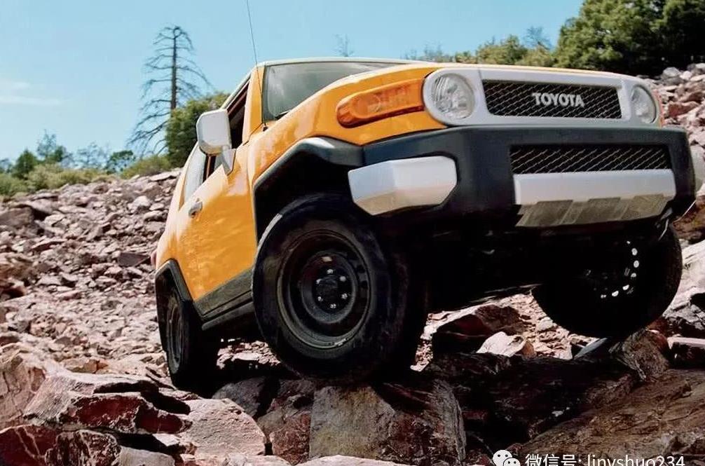 中国老板的座驾,奔驰E200L与雷克萨斯ES300