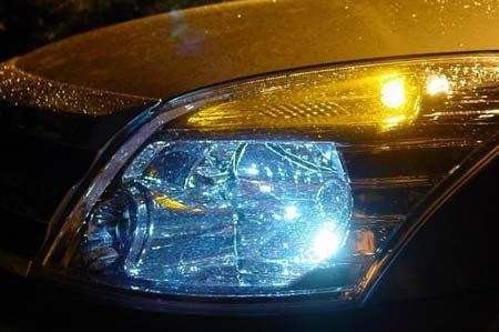 升级LED大灯能过年检吗?想改车灯前这些你要