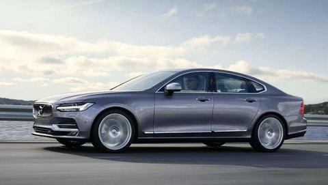 还有谁！狂降8万配2.0T强劲动力，颜值比“宝马”还漂亮