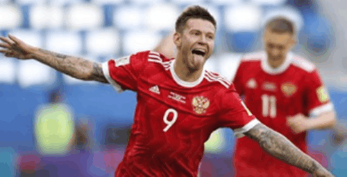 界杯美女大使助威巴西, 她的前夫是俄罗斯队1