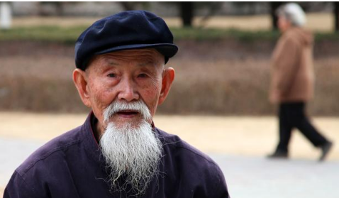 实时追踪骚老熟妇2025年最新理念解析与相关趋势洞察