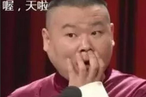 刷着深港澳车展的屏，心里装的却是重庆车展的现场