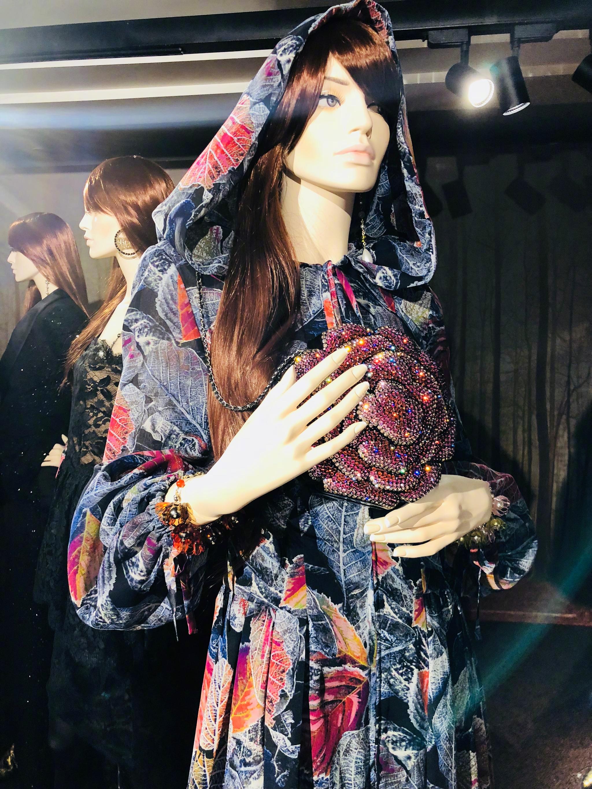 Chanel(香奈儿)2018秋冬系列预展,本季设计师