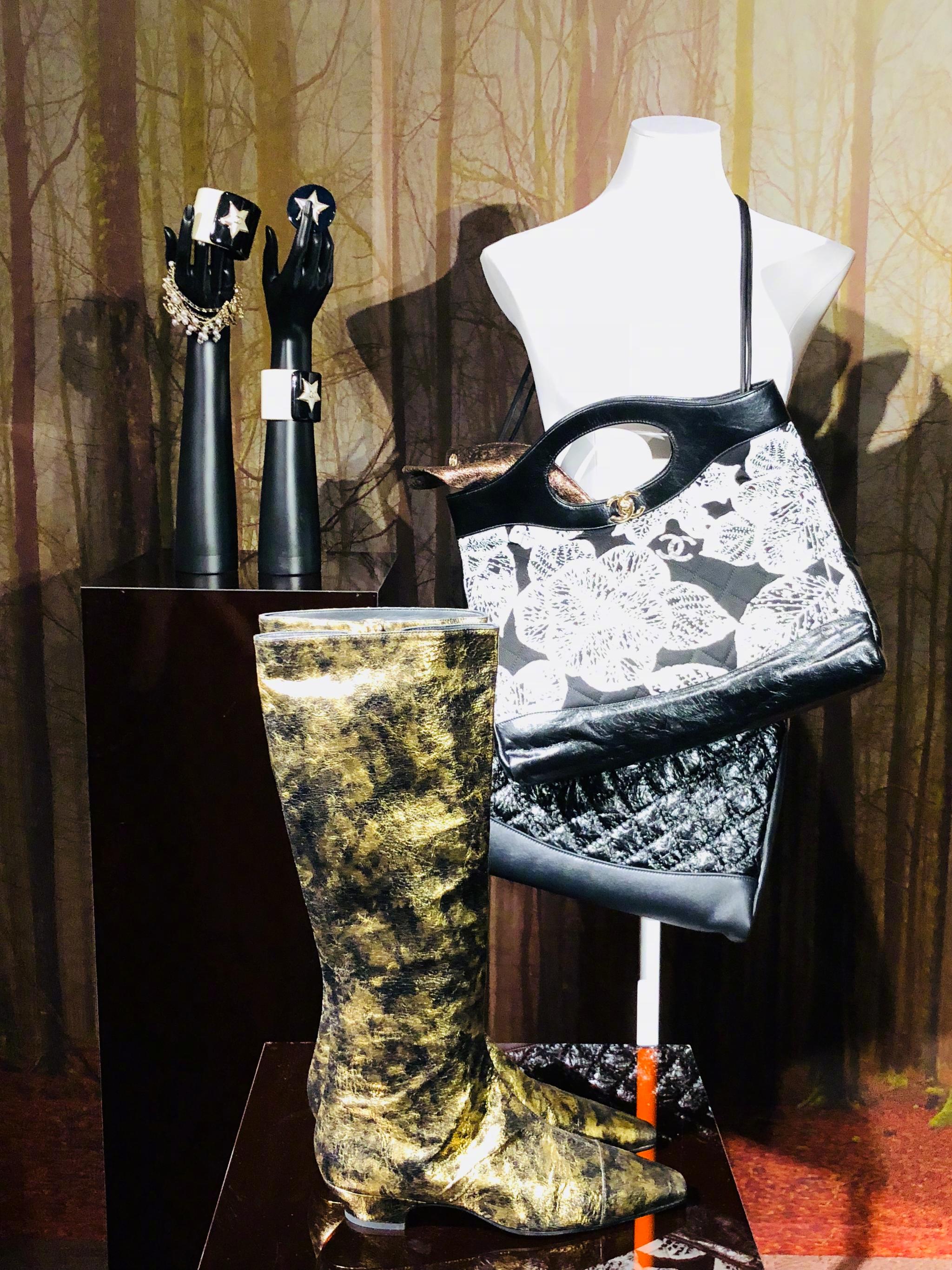 Chanel(香奈儿)2018秋冬系列预展,本季设计师