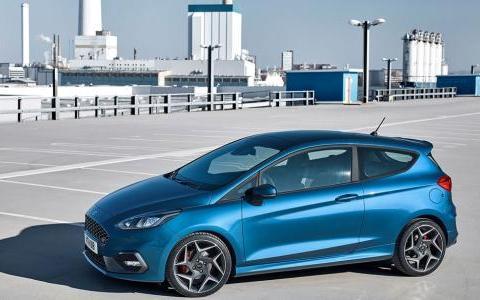 福特嘉年华ST将面市，新车有哪些方面改进值得买吗？