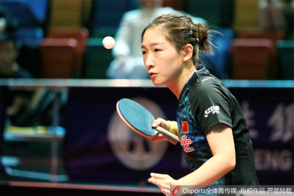 刘诗雯VS何卓佳高清大图走一波!