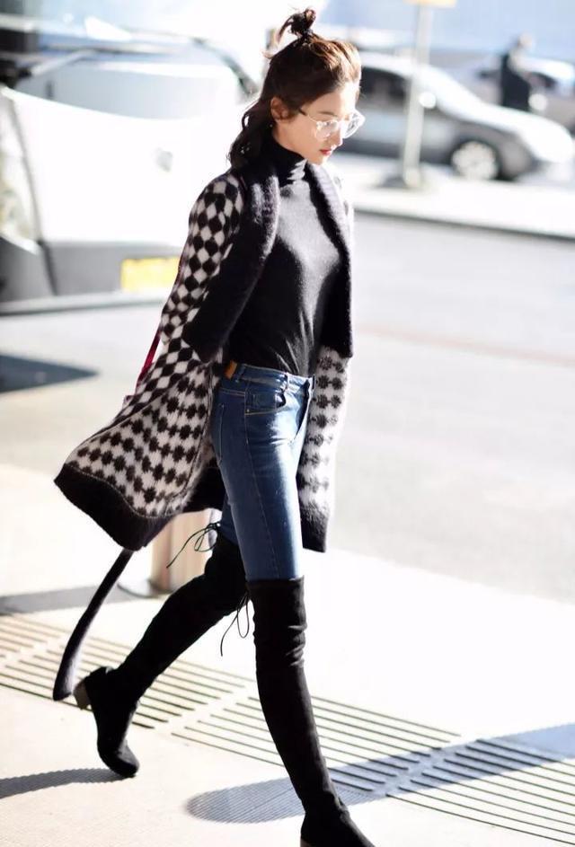 秋冬这两款靴子, 搭配牛仔半裙不要太好看!