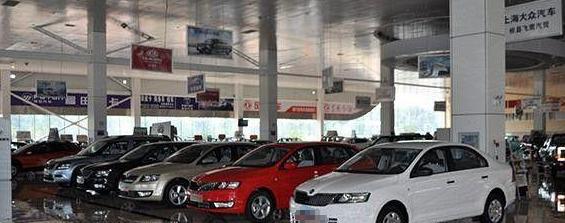 一车奔驰GLC运输时遭损毁，4S店：统统五折出售！老司机却不敢买