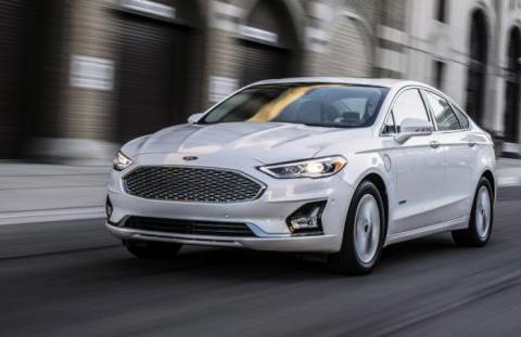 海外｜你没看错！新款福特Fusion可选配置大幅减少