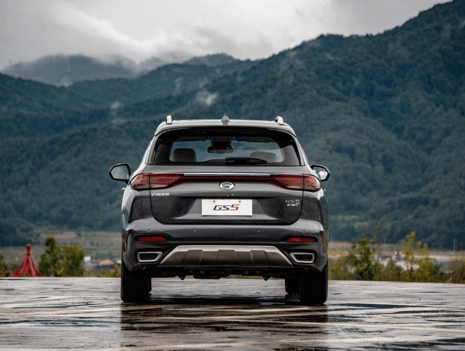 兼顾国五国六排放标准的广汽传祺GS5, 优缺点