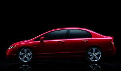 曾经号称“小三车”一车难求, 现在改款后仍然要加价提车