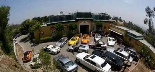 厦门这个贵富二代一点也不败家, 身家上亿, 坐拥众多超跑